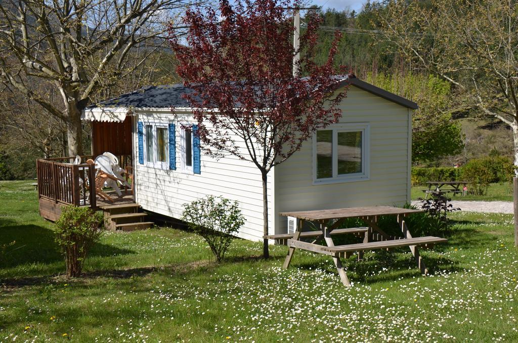 Camping Calme Et Nature Castellane Quarto foto