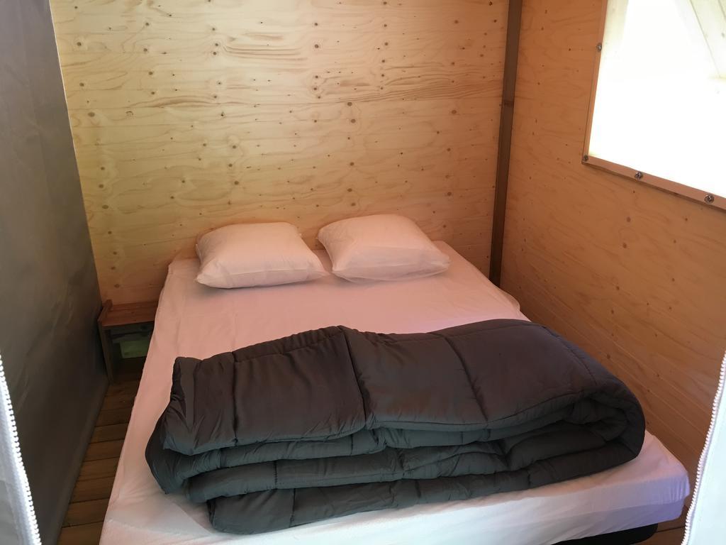 Camping Calme Et Nature Castellane Exterior foto